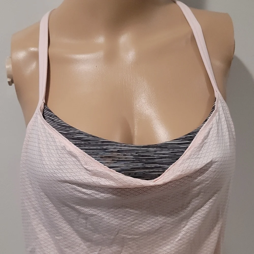 Lululemon athletica top size 6
